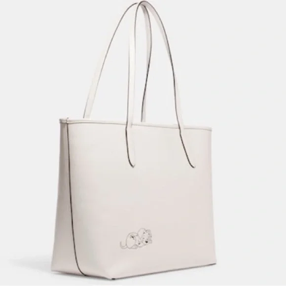 NET Coach Disney X Cruella & 101 Dalmatian Leather Tote. - Picture 9 of 10